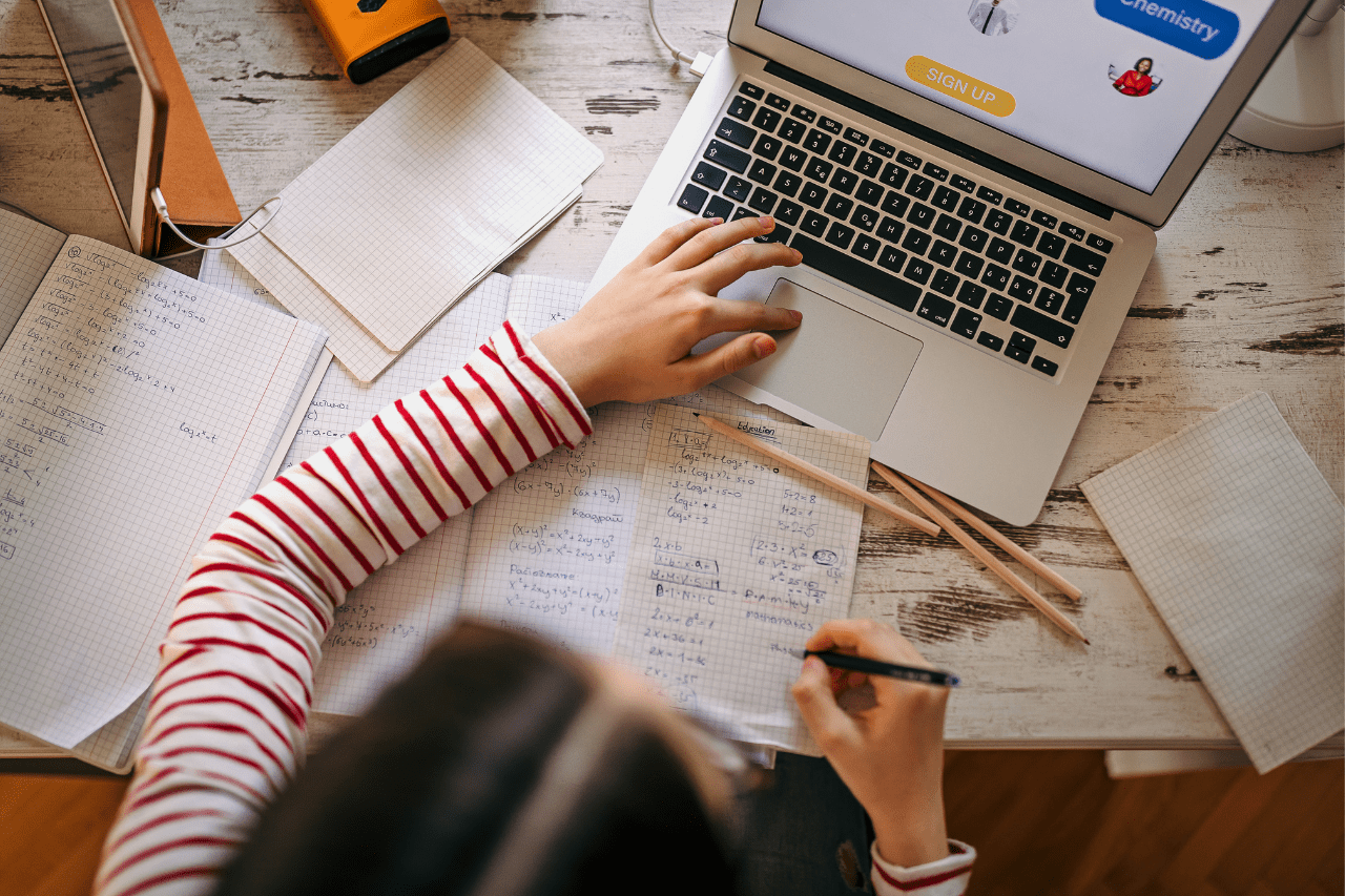 Transforming businesses with Bestech's Web & App Development, Tailored Software Applications, Social Media Strategies, and Creative Artwork in London, UK.